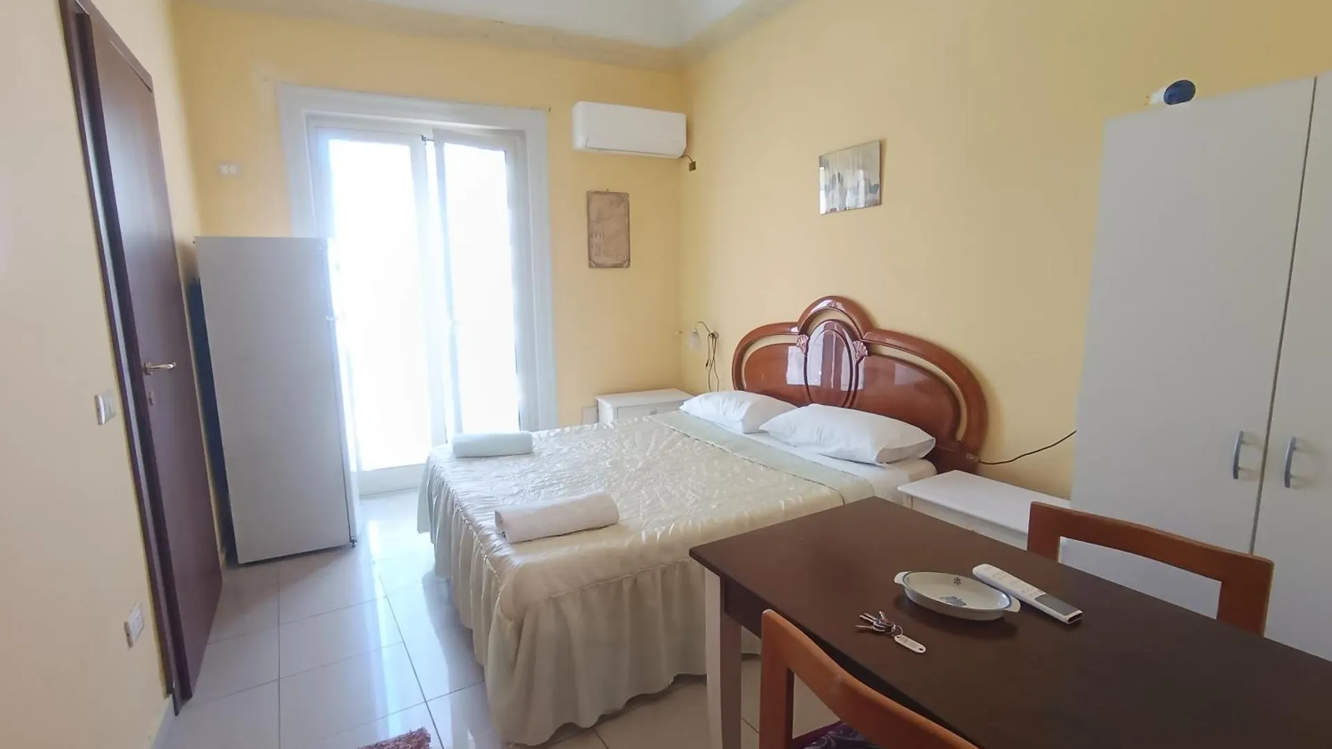 Casa Mille Apartment Palermo 0*,