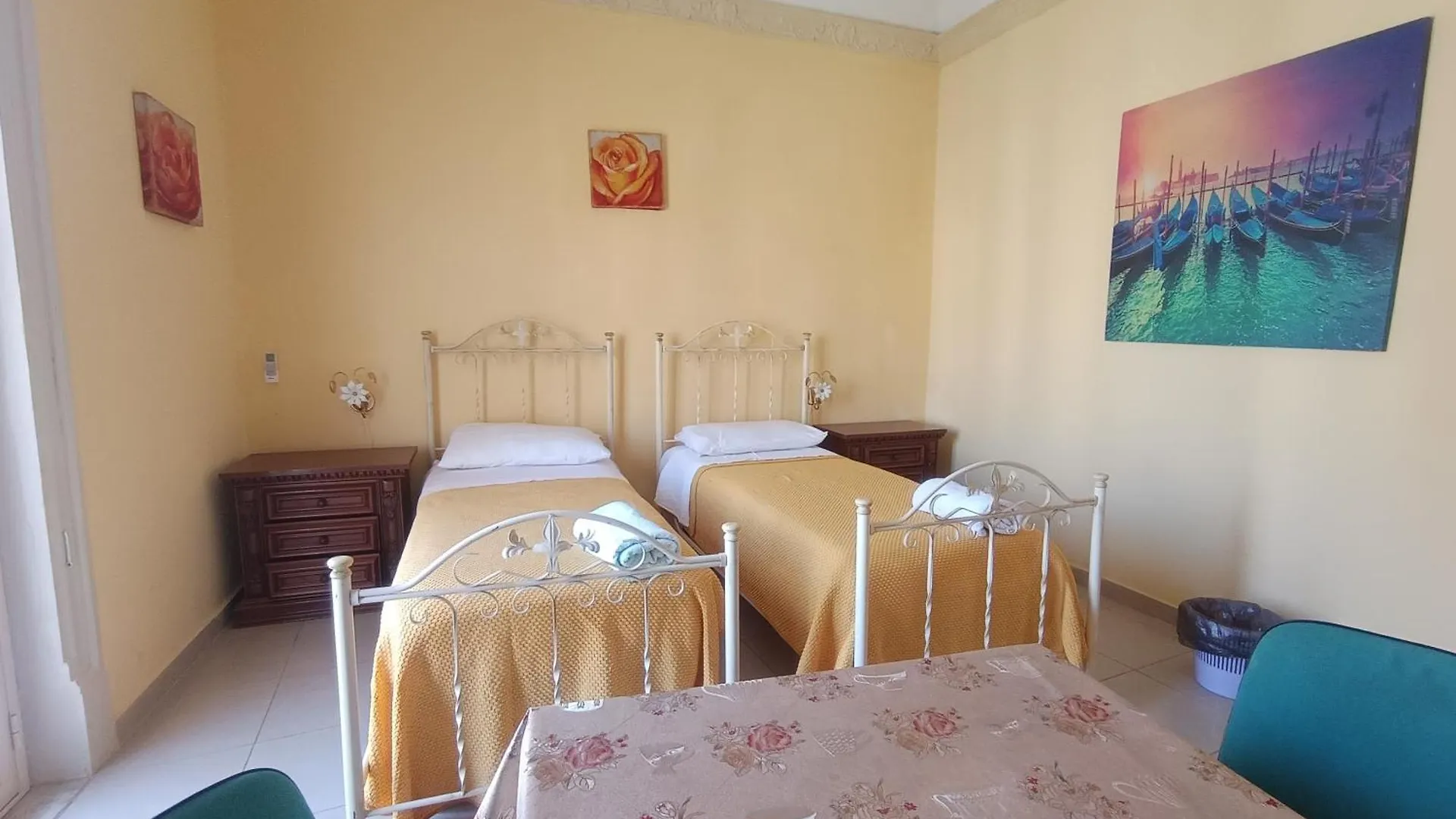 Homestay Casa Mille Apartment Palermo